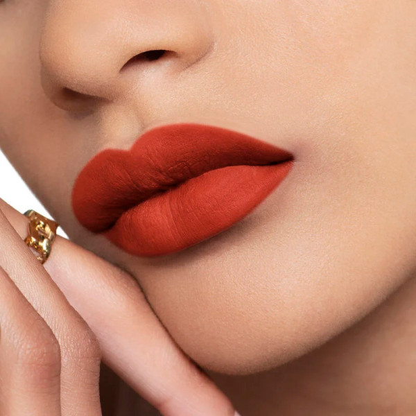 color-couture-lipstick-velvety-finish-hydrating-floral-treatment-long-lasting