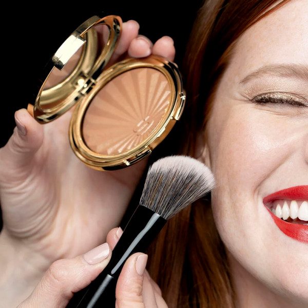 phyto-touche-illusion-d-ete-bronzing-powders
