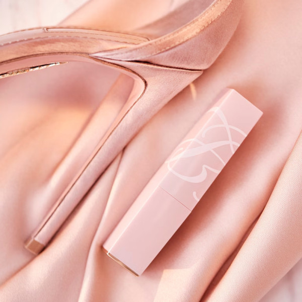 pure-color-envy-lip-plumper