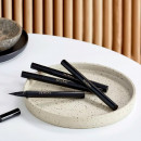 designing-liquid-eyeliner-eyeliner-liquido