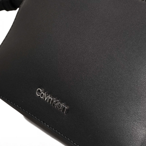 sac-a-bandouliere-pour-appareil-photo-must