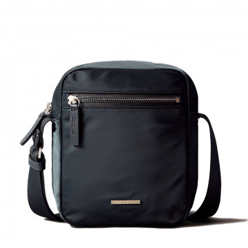 sleek-nylon-reporter-shoulder-bag