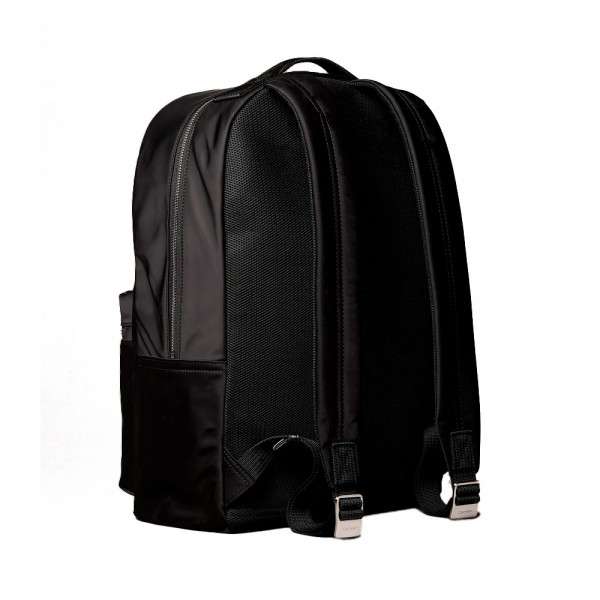 sleek-laptop-backpack
