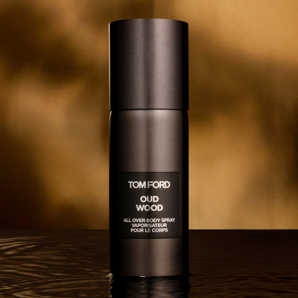 oud-wood-all-over-body-spray-do-ciala