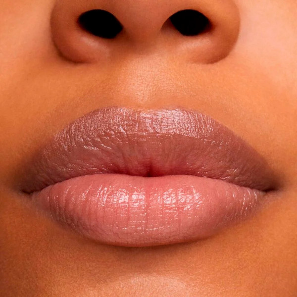 universal-lip-balm-refill-95-naturally-derived-ingredients-hydrating-floral-treatment