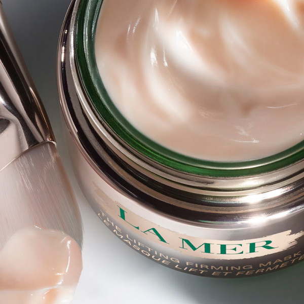 the-lifting-firming-mask-fugtgivende-opstrammende-behandling