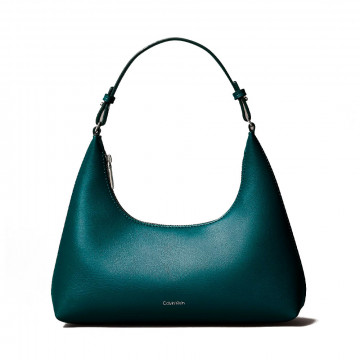 bolso-de-hombro-con-logo-en-lamina-metalica