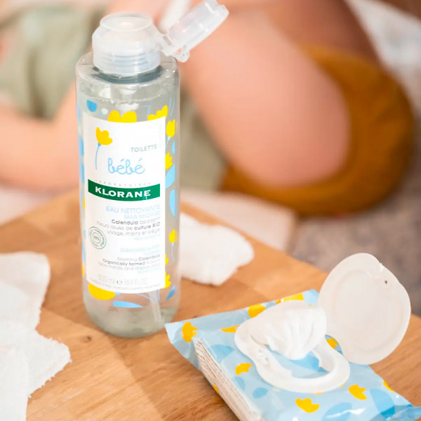 lingettes-nettoyantes-douces-weiche-korpertucher