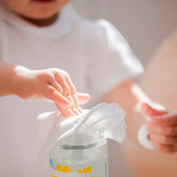 lingettes-nettoyantes-douces-soft-body-wipes
