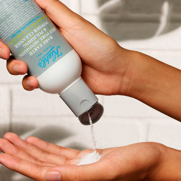 rare-earth-deep-pore-minimizing-polishing-facial-cleanser
