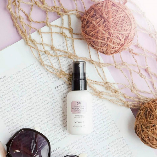 face-mist-skin-defence-spf30-brume-protectrice-pour-le-visage