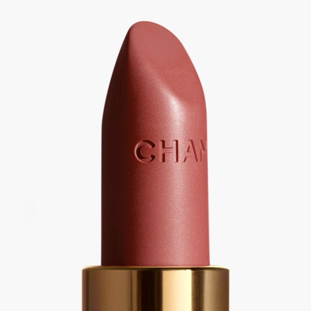 the-luminous-velvety-lipstick